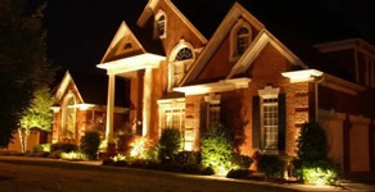 electrician services providing professional exterior electrical lighting in Fresno, CA